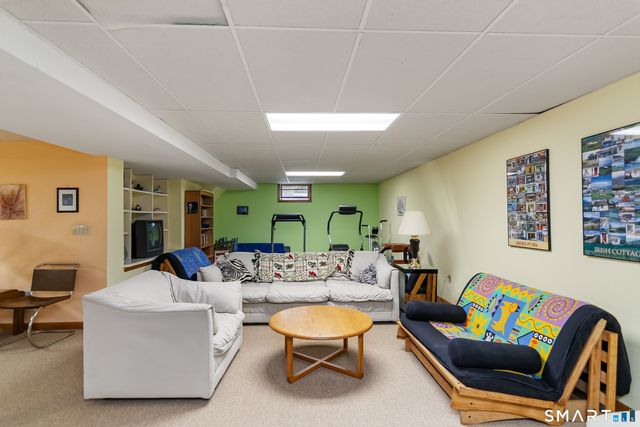 1 Brightfield Lane, Westport, CT 06880