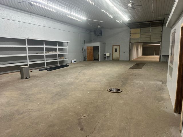 17050 M-86, Three Rivers, MI 49093