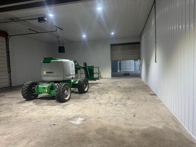 17050 M-86, Three Rivers, MI 49093