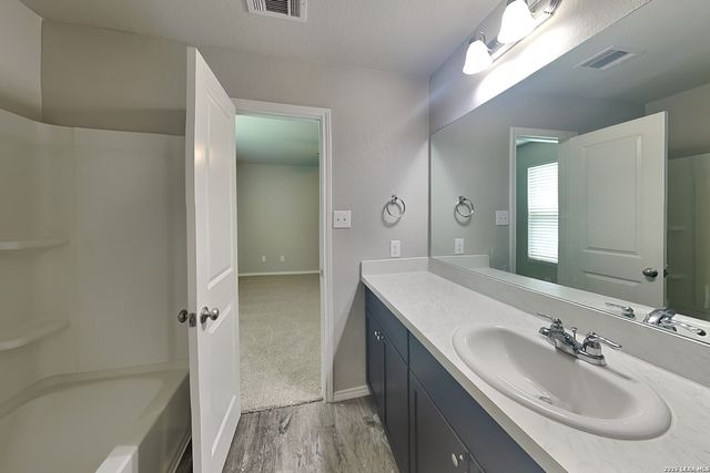 5306 Everett Loop, Converse, TX 78109