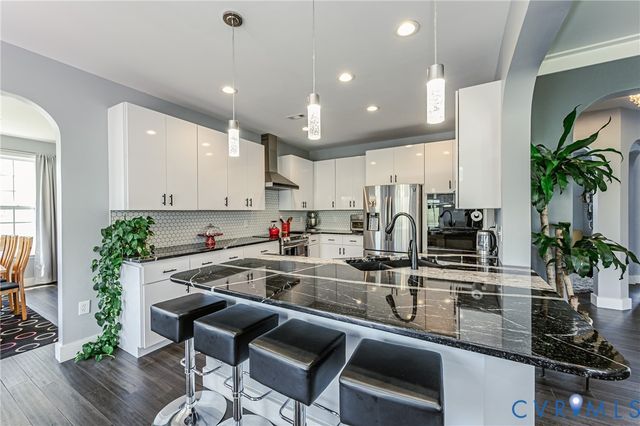 13119 Stockleigh Dr, Chester, VA 23831