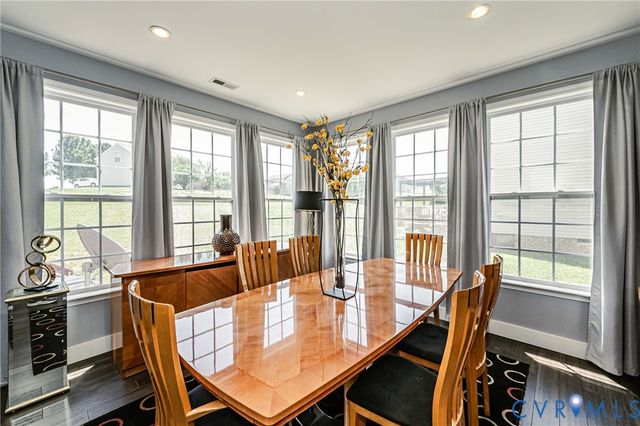 13119 Stockleigh Dr, Chester, VA 23831