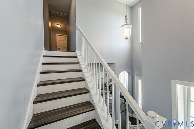 13119 Stockleigh Dr, Chester, VA 23831