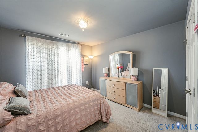 13119 Stockleigh Dr, Chester, VA 23831
