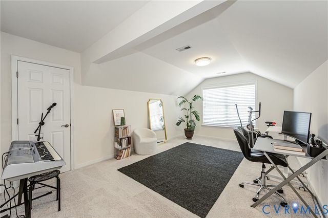 13119 Stockleigh Dr, Chester, VA 23831