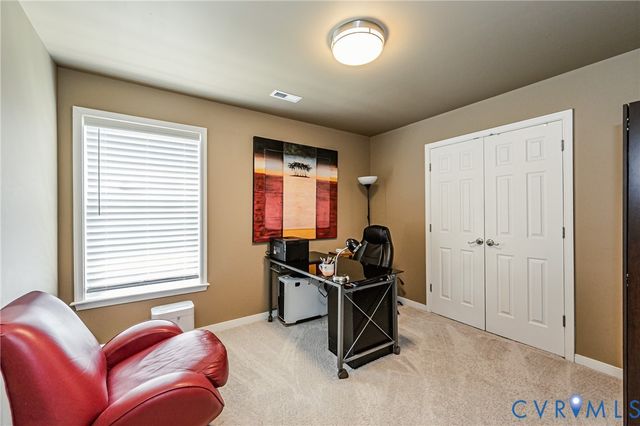 13119 Stockleigh Dr, Chester, VA 23831