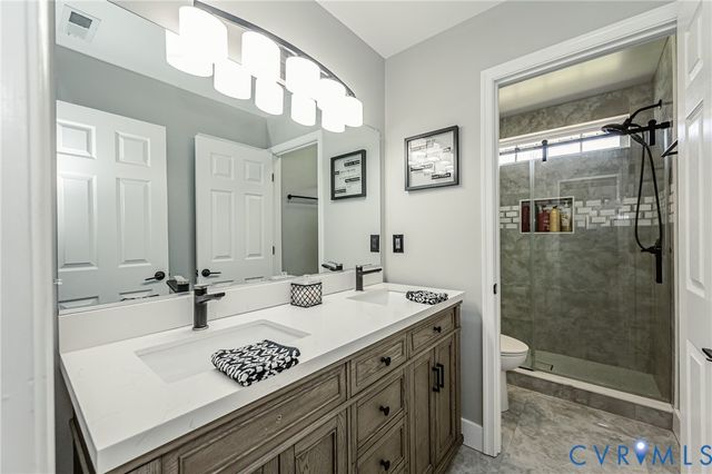 13119 Stockleigh Dr, Chester, VA 23831
