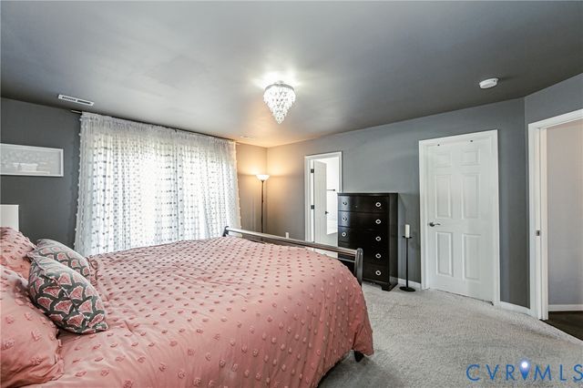 13119 Stockleigh Dr, Chester, VA 23831