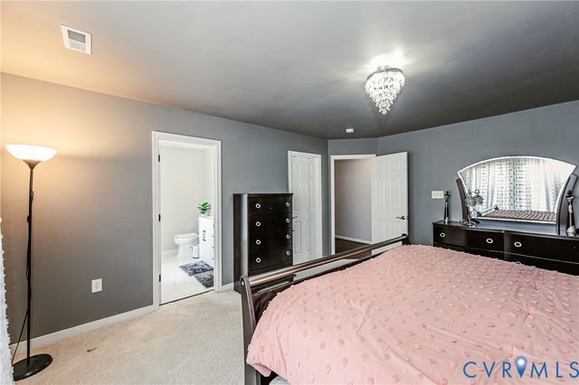 13119 Stockleigh Dr, Chester, VA 23831