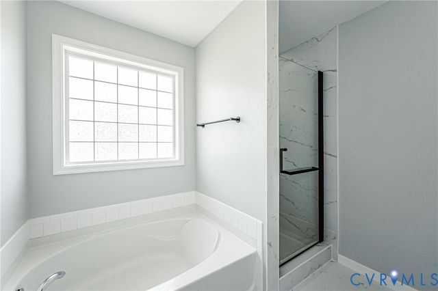 13119 Stockleigh Dr, Chester, VA 23831