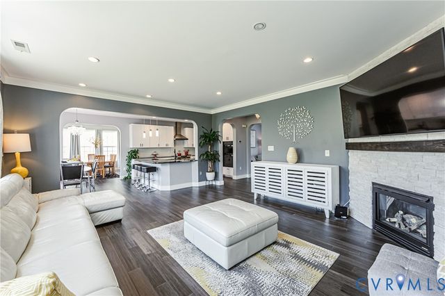 13119 Stockleigh Dr, Chester, VA 23831