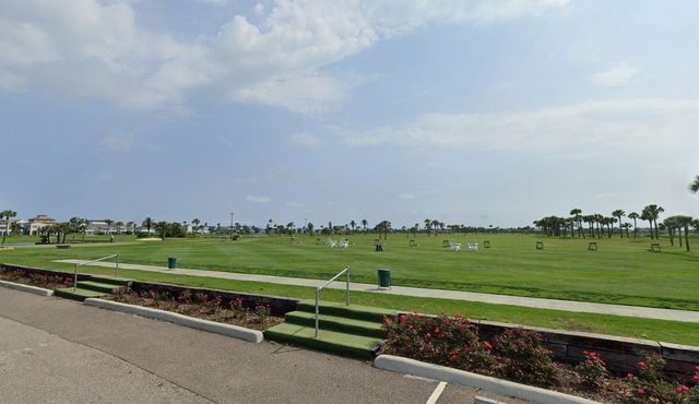 4013 Las Palmas, Galveston, TX 77554