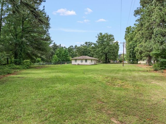 2144 State Highway 155, Gilmer, TX 75645