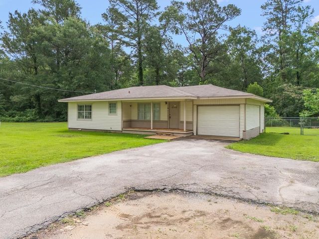 2144 State Highway 155, Gilmer, TX 75645