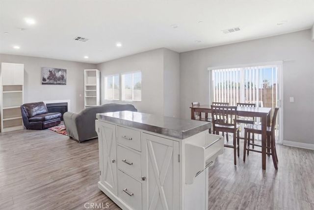 10128 Camino De Rosa, Riverside, CA 92503