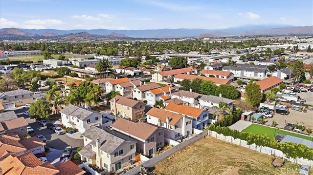 10128 Camino De Rosa, Riverside, CA 92503
