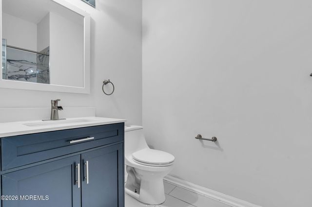 122 Greenlawns Drive, Lakewood, NJ 08701