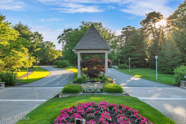 122 Greenlawns Drive, Lakewood, NJ 08701