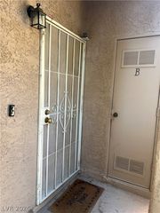 5576 West Rochelle Avenue 25B, Las Vegas, NV 89103