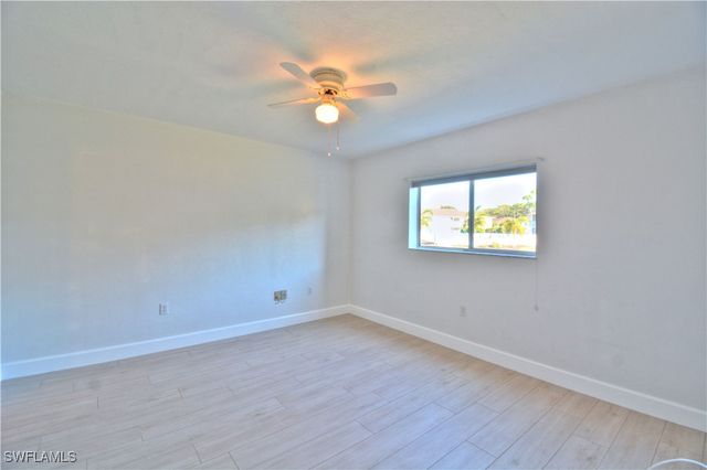 2330 Naples Trace CIR 9-903, Naples, FL 34109