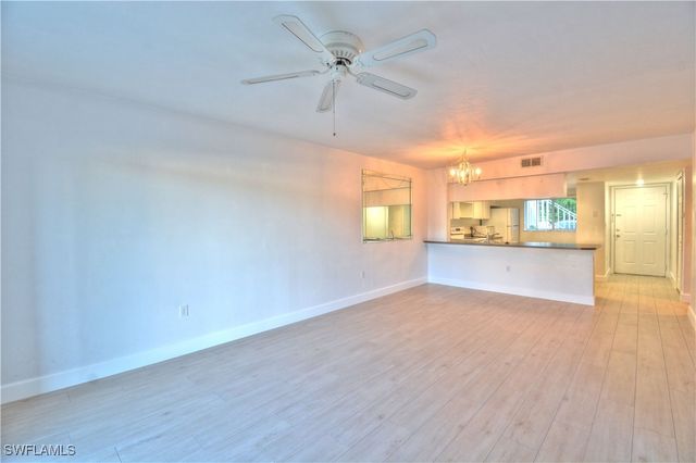 2330 Naples Trace CIR 9-903, Naples, FL 34109