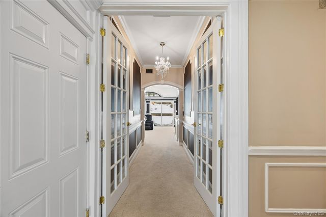 333 E Shore Road, Kings Point, NY 11023