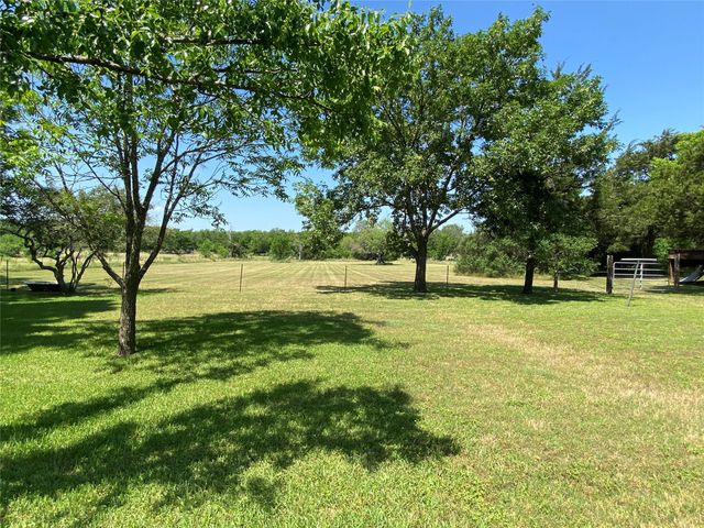 516 S Mckinney Street, Mexia, TX 76667