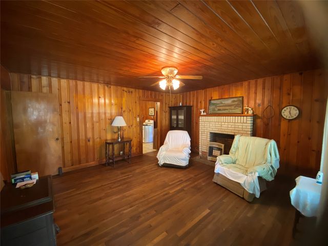 516 S Mckinney Street, Mexia, TX 76667