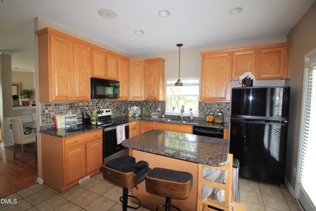 317 Kinellan Lane, Cary, NC 27519