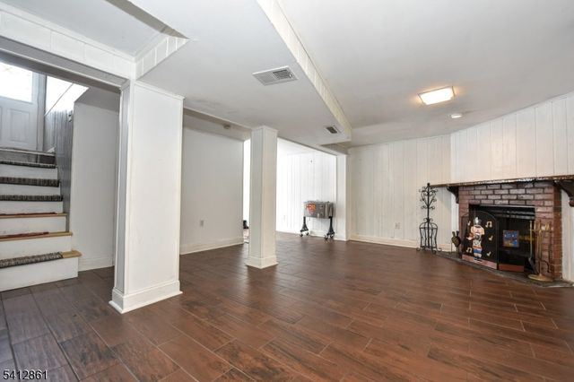 186 N Ethel Ave, Hawthorne Boro, NJ 07506