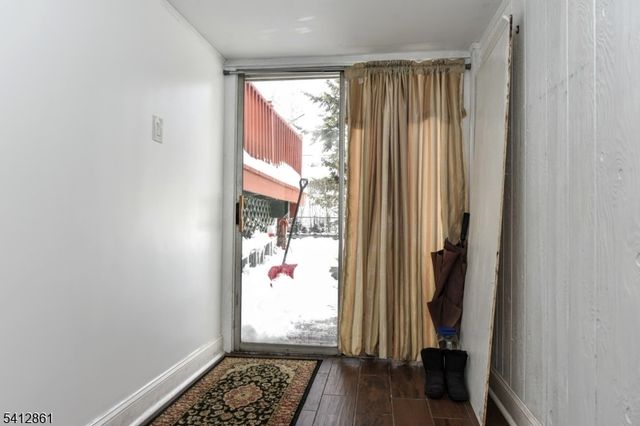 186 N Ethel Ave, Hawthorne Boro, NJ 07506