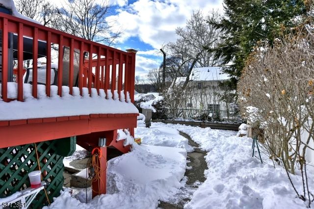 186 N Ethel Ave, Hawthorne Boro, NJ 07506