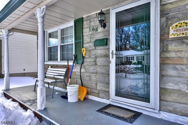 186 N Ethel Ave, Hawthorne Boro, NJ 07506