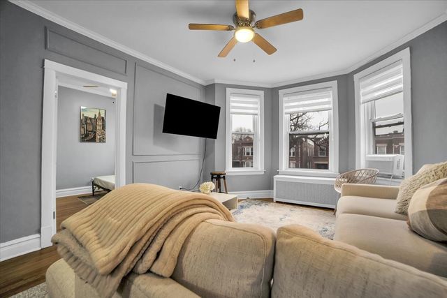 2108 Highland Avenue, Berwyn, IL 60402