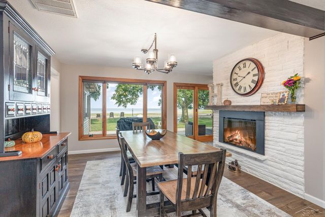 44 N Linwood Beach Road, Fraser Twp, MI 48634