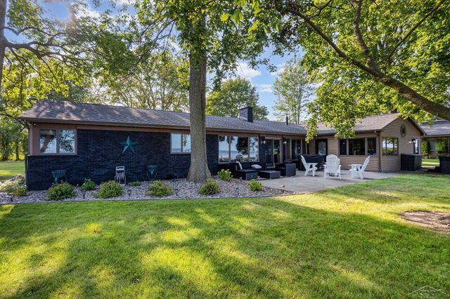 44 N Linwood Beach Road, Fraser Twp, MI 48634