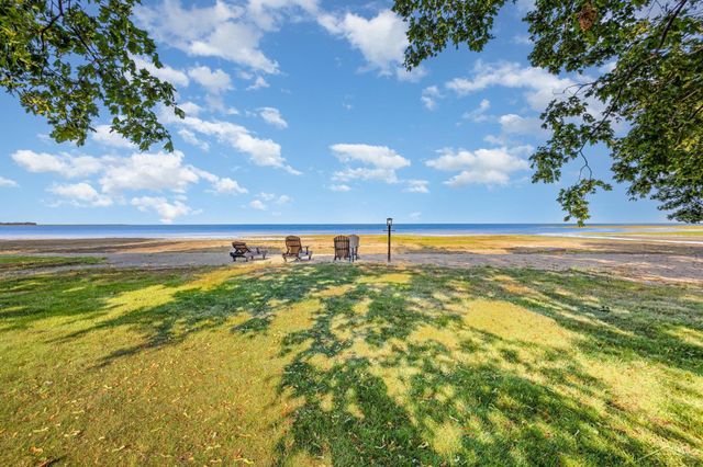 44 N Linwood Beach Road, Fraser Twp, MI 48634