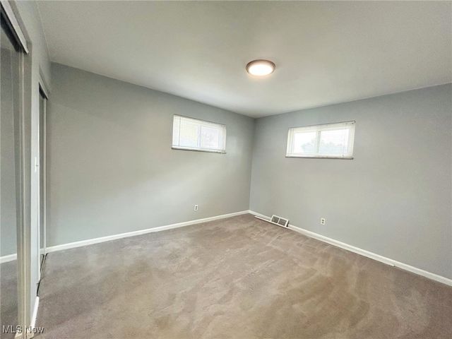 424 Lee Road, Follansbee, WV 26037