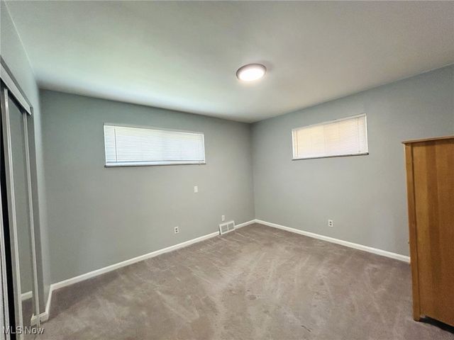 424 Lee Road, Follansbee, WV 26037