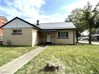 424 Lee Road, Follansbee, WV 26037