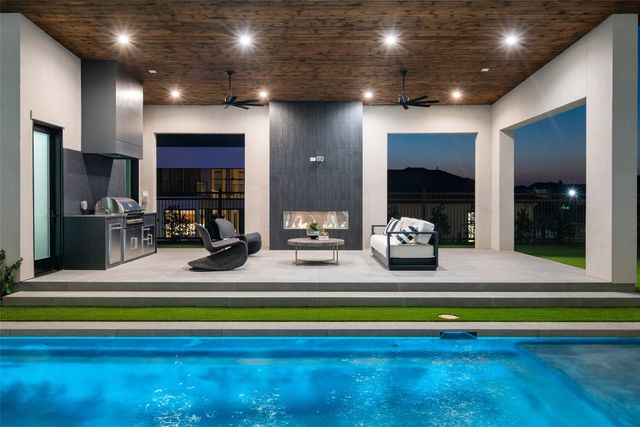3385 Tuscan Oaks Drive, Frisco, TX 75034
