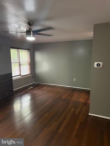 8458 SNOWDEN OAKS PL, Laurel, MD 20708