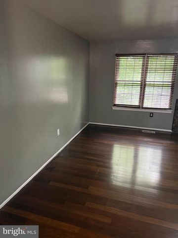 8458 SNOWDEN OAKS PL, Laurel, MD 20708