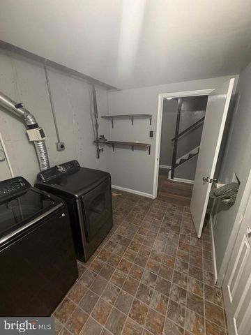 8458 SNOWDEN OAKS PL, Laurel, MD 20708