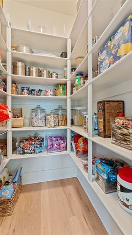 1476 Le Chesnay Drive, Centerton, AR 72719