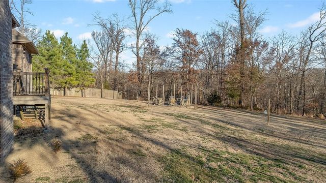 1476 Le Chesnay Drive, Centerton, AR 72719