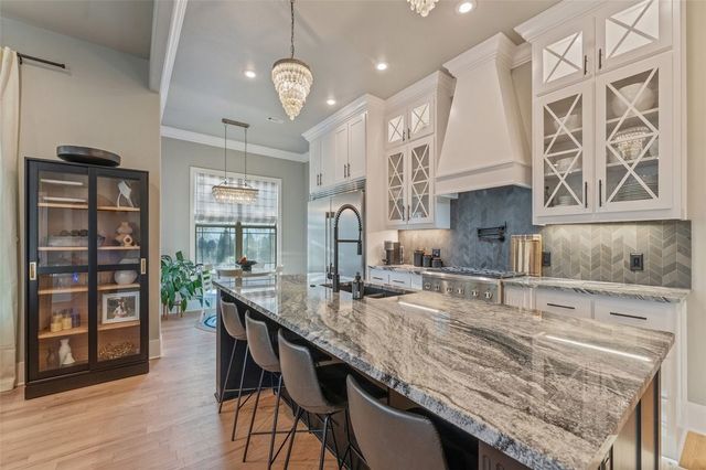 1476 Le Chesnay Drive, Centerton, AR 72719