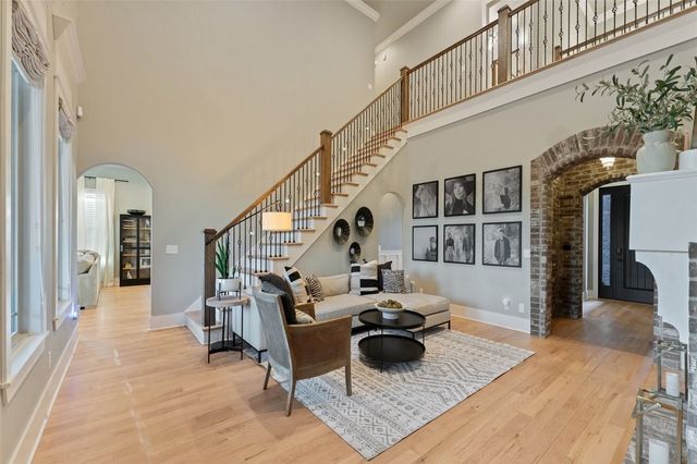 1476 Le Chesnay Drive, Centerton, AR 72719