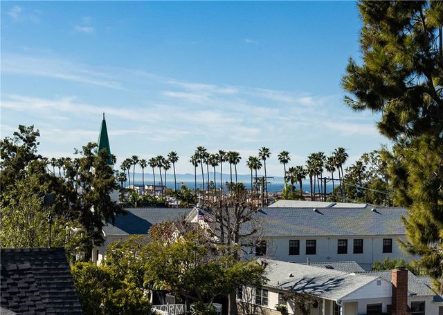 708 Heliotrope Avenue, Corona Del Mar, CA 92625