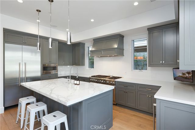 708 Heliotrope Avenue, Corona Del Mar, CA 92625